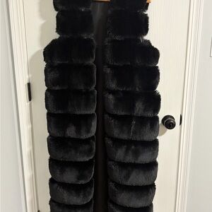 AKIRA Black Faux Fur Vest